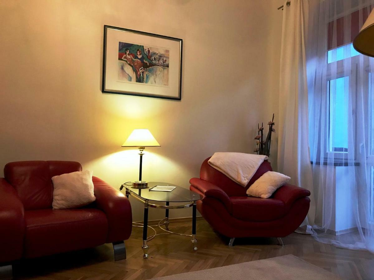 凯尔采Apartament "Cleopatra 5" Przy Rynku Z Parkingiem, Faktury Vat公寓 外观 照片