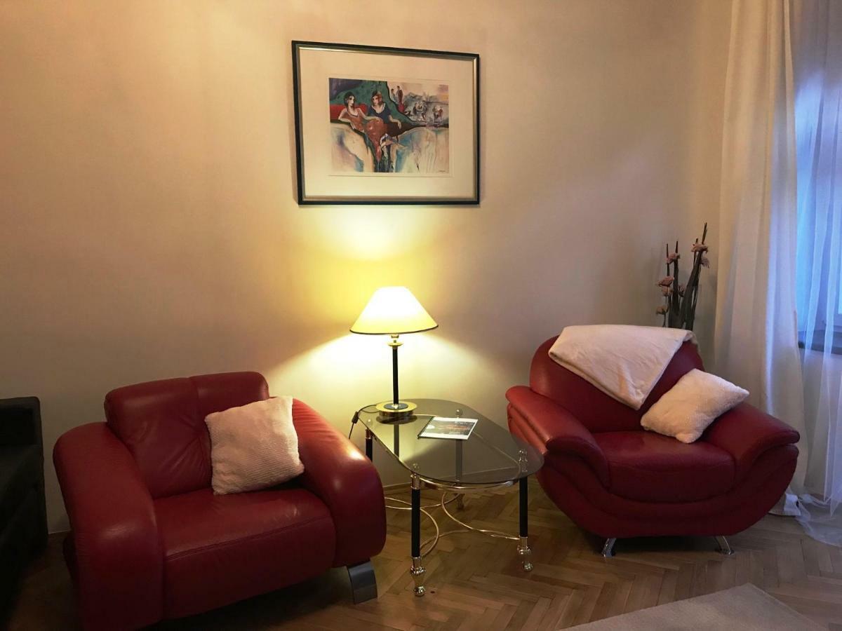凯尔采Apartament "Cleopatra 5" Przy Rynku Z Parkingiem, Faktury Vat公寓 外观 照片